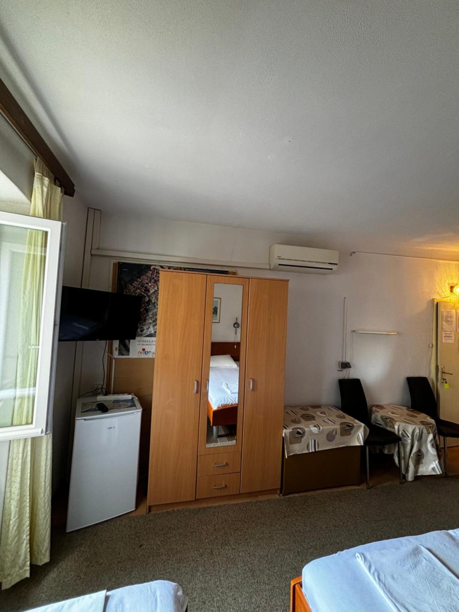 Accommodation Old Town Vitaic Korčula Exterior foto
